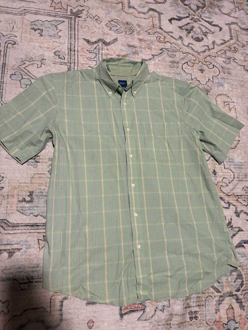 Basic Editions Men's Green Plaid Short Sleeve Button-Up Shirt